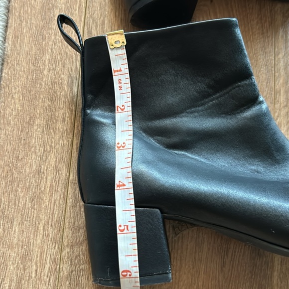 Urban outfitters black boots, size 6 - Picture 7 of 9